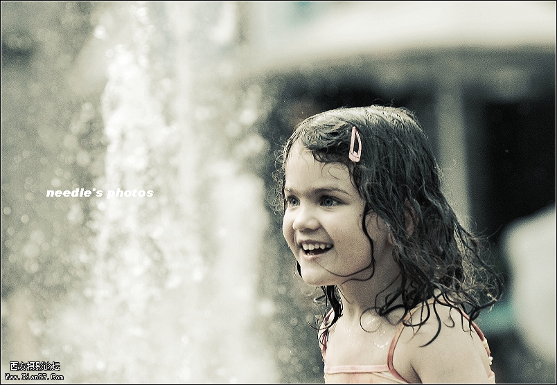 光圈: F/3.5 快门:1/800 焦距:155 毫米 感光度:500