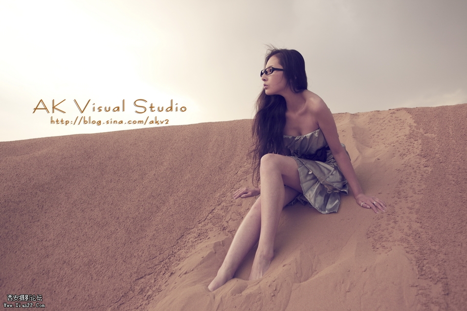  光圈: F/4.0 快门:1/100 焦距:30 毫米