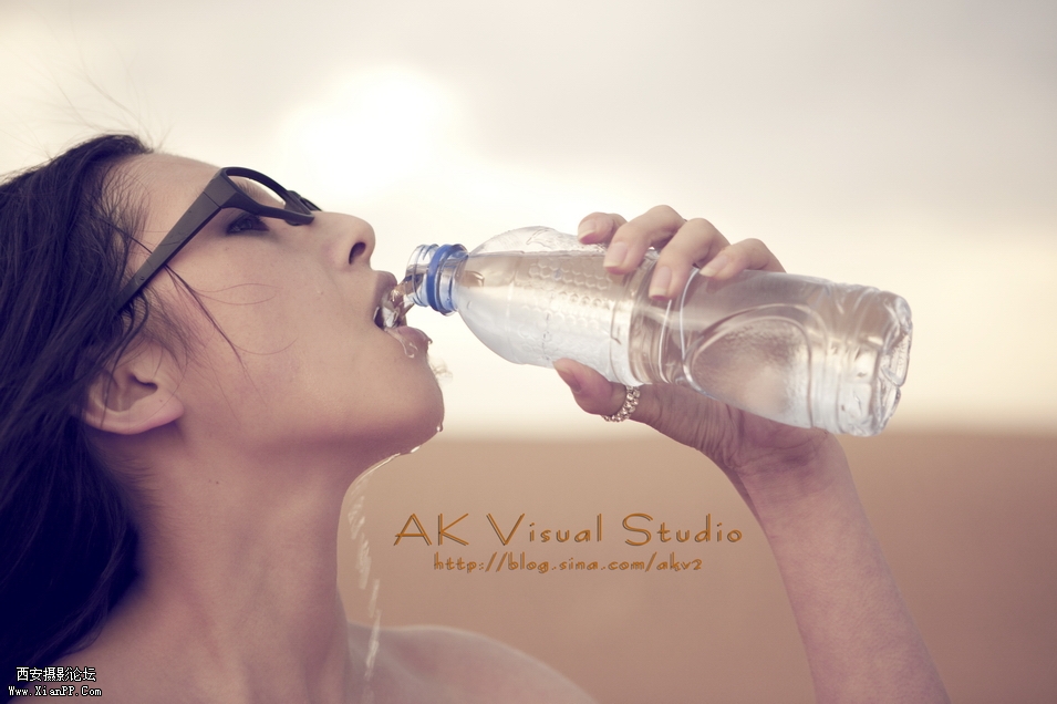 光圈: F/3.2 快门:1/80 焦距:70 毫米