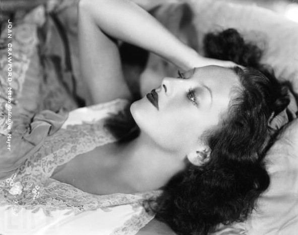 Joan Crawford，拍摄于1930年