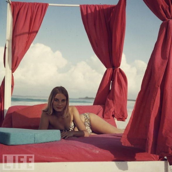 邦德女郎Tania Mallet，拍摄于1961年