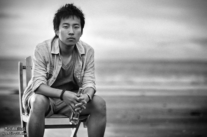 回忆 ..烧热了我眼睛的黑色。