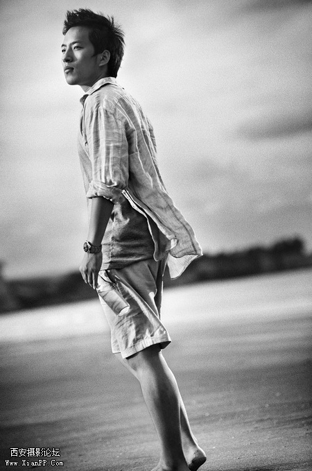 思绪随着海风 ...继续漂流。