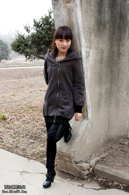 Janna Door Frame.png