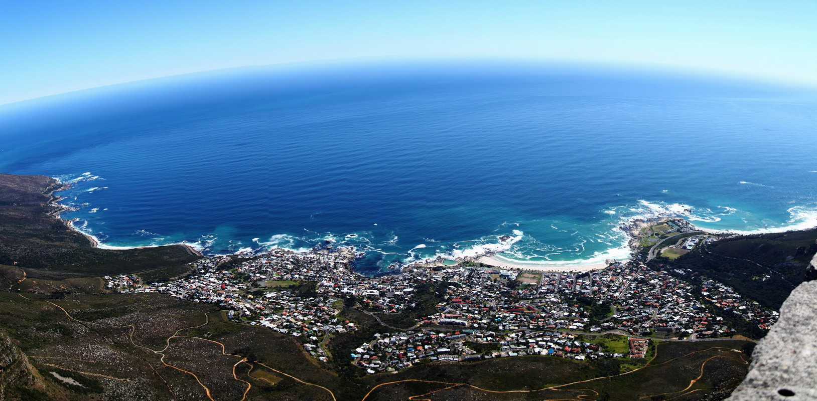 Topview.Of.Table.Mountain.02.s.JPG
