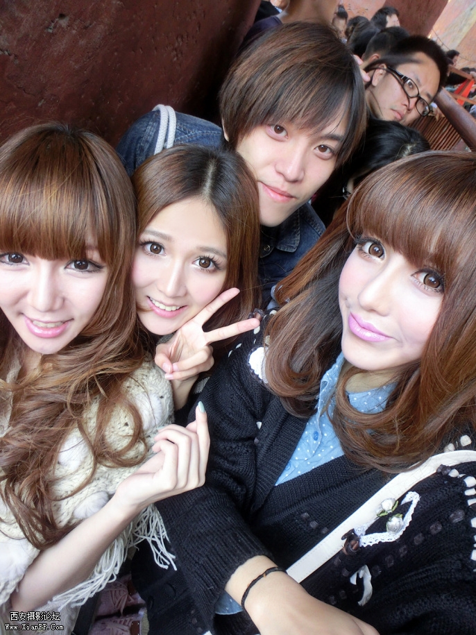 img1_src_4244317.jpg