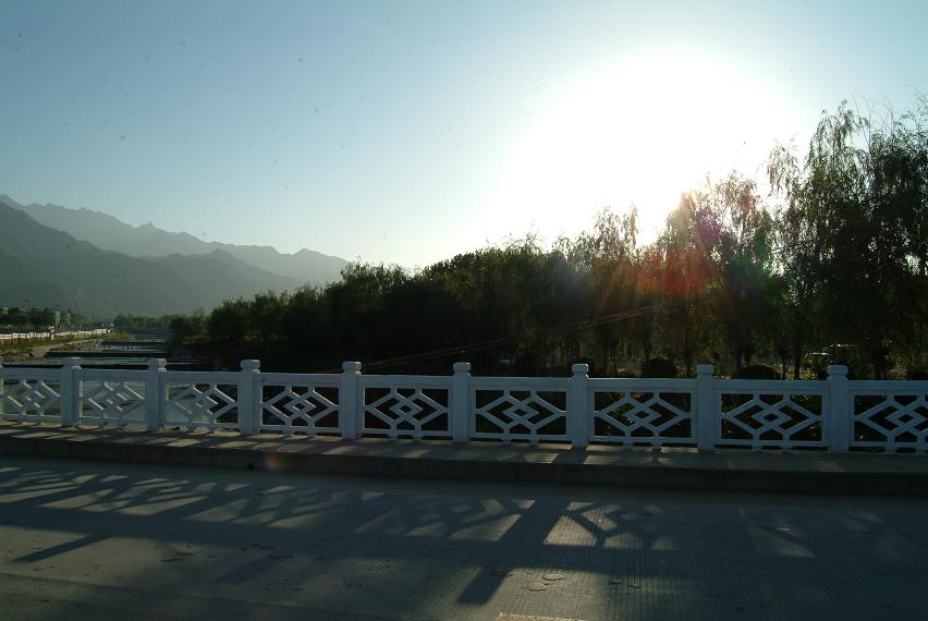 高管大桥2.JPG