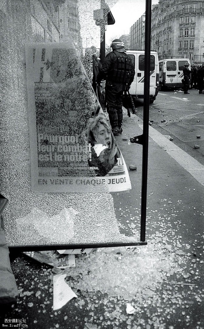 0703france81-673x1083.jpg 0703france81-673x1083.jpg