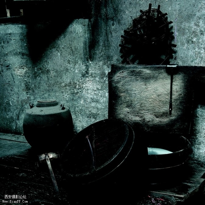 red10-673x673.jpg red10-673x673.jpg