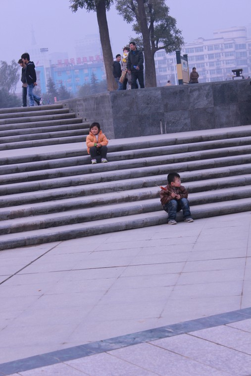 小男孩与小女孩
