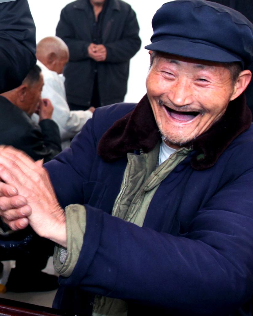 农家老人乐滋滋 (2).jpg