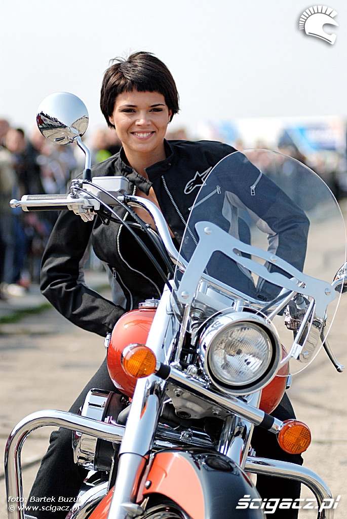 20091127_4ab9a9edcce5b8759376ZsnMVVhgrorc.jpg