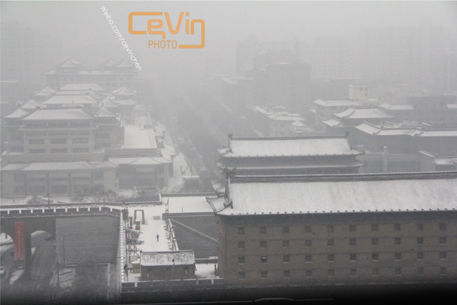 大雪倾城_西安东门.jpg