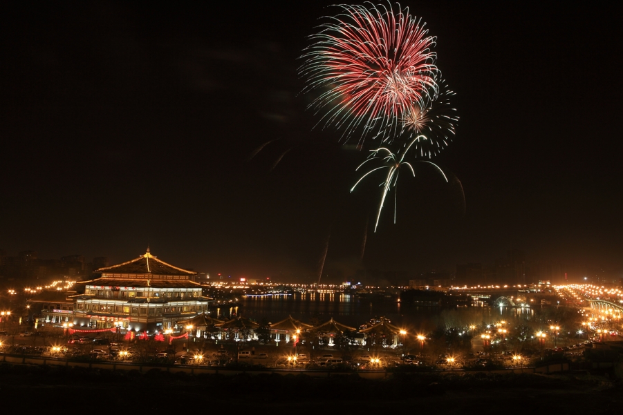 曲江焰火4.jpg