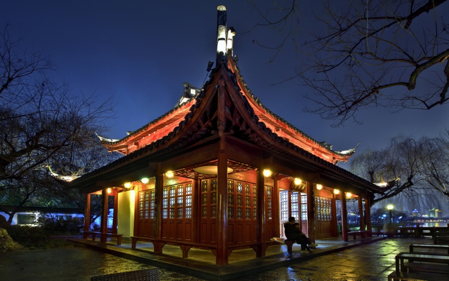 西湖夜摄01.jpg