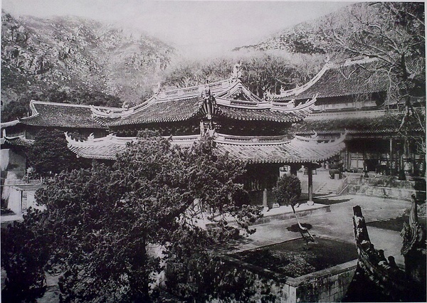 baing250.jpg