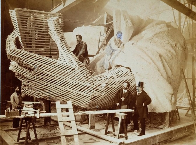 0023-673x498.jpg