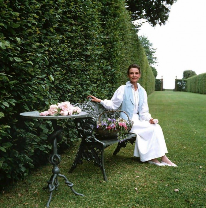 Audrey.Hepburn005-673x680.jpg