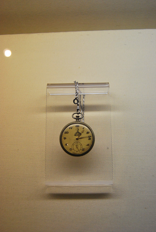 张总送给手下的表