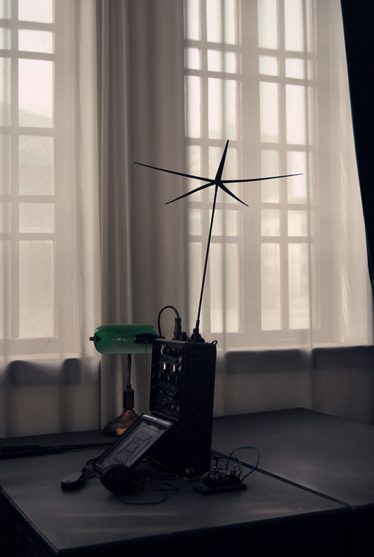 西安事变时，中共代表用的电台