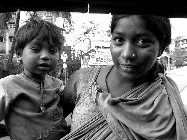 mother-child-mumbai_23023_600x450.jpg