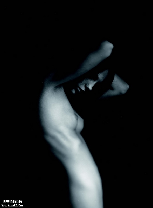 B_b_004_00002.jpg