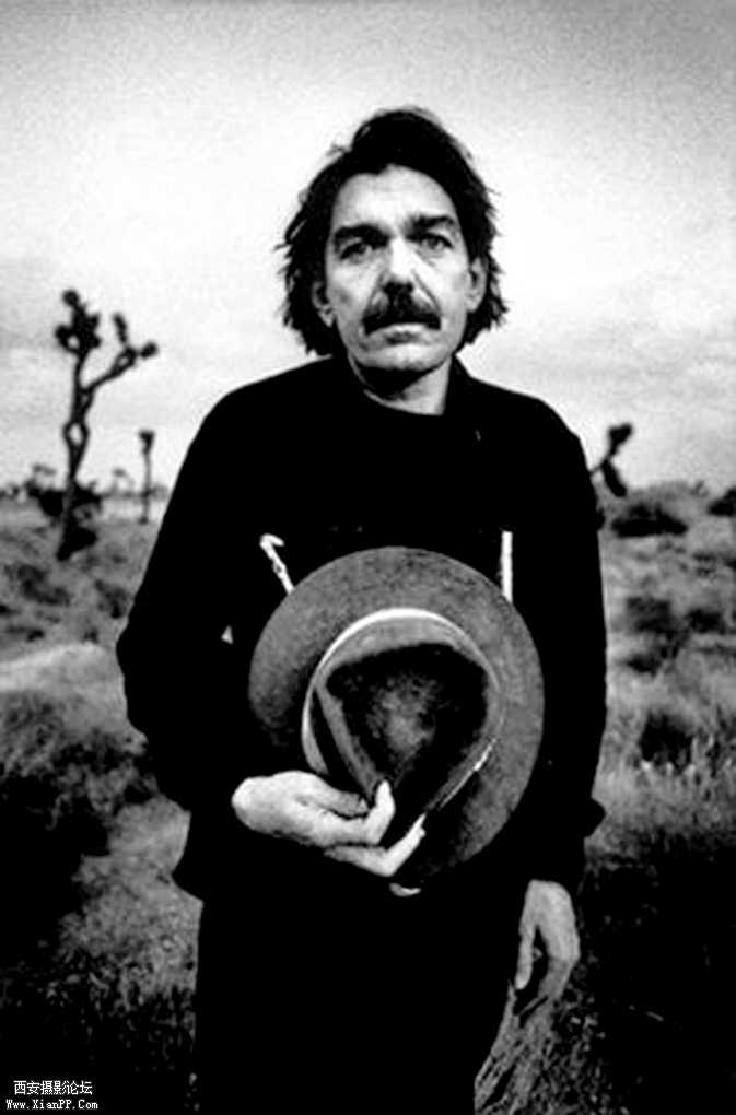 Anton-Corbijn-Captain-Beefheart.jpg