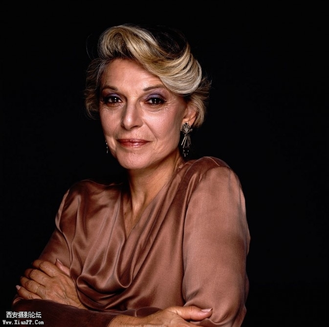Anne-Bancroft-673x669.jpg