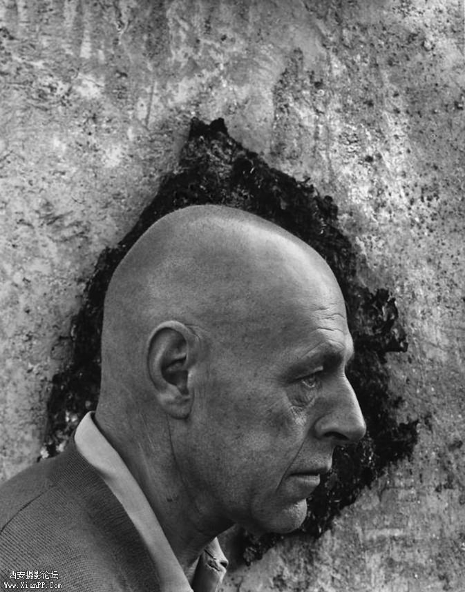 Jean-Dubuffet-Vence-France-1956.jpg