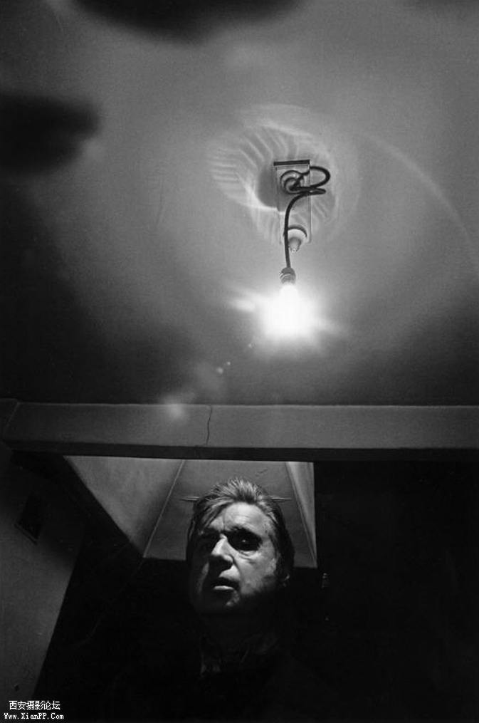 Francis-Bacon-1975.jpg