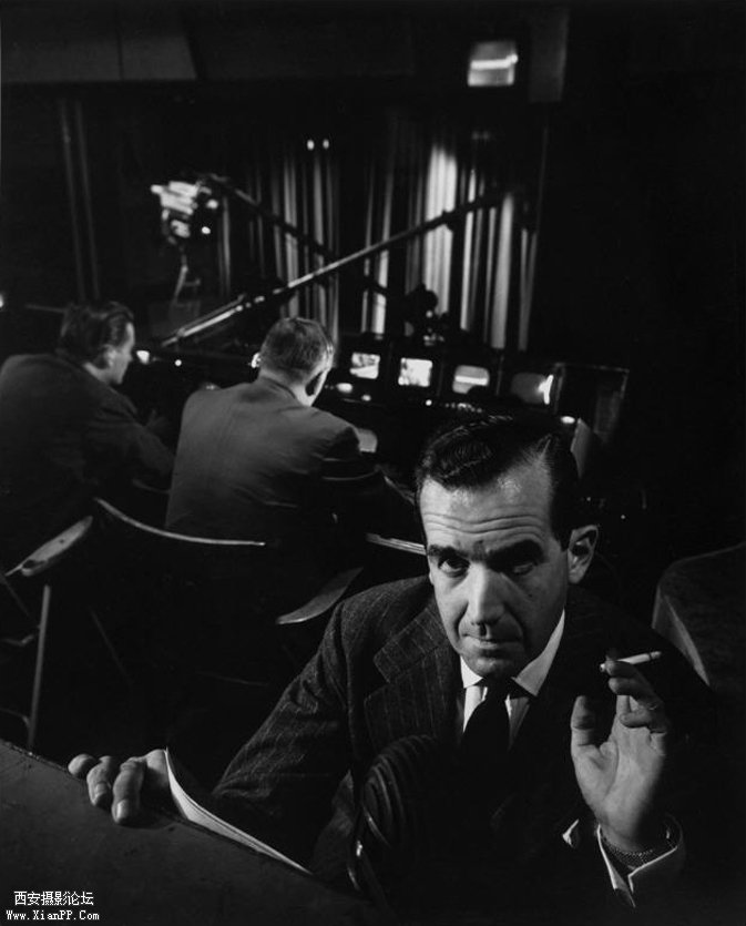 Edward-R.-Murrow-New-York-NY-1951.jpg