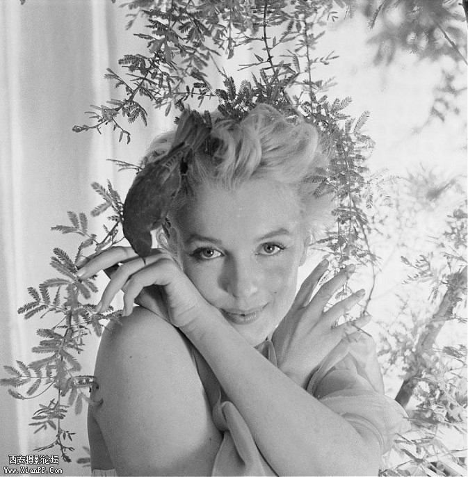 Cecil-Beaton-_32-673x686.jpg