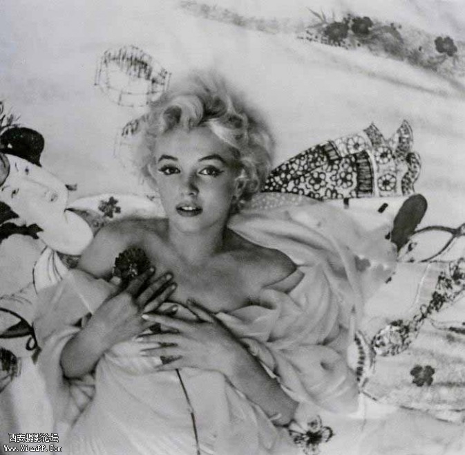 Cecil-Beaton-_36-673x658.jpg
