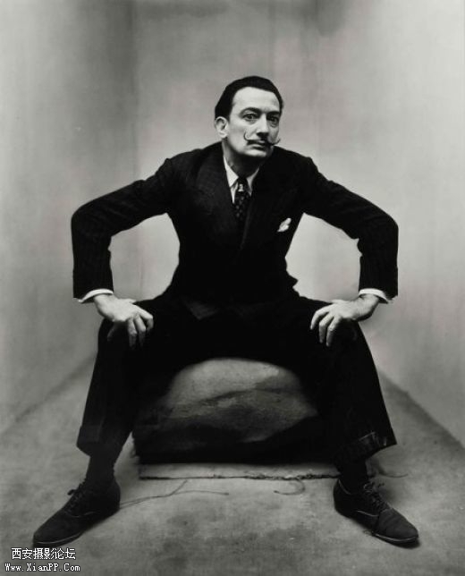 salvador-dali-by-irving-penn.jpg