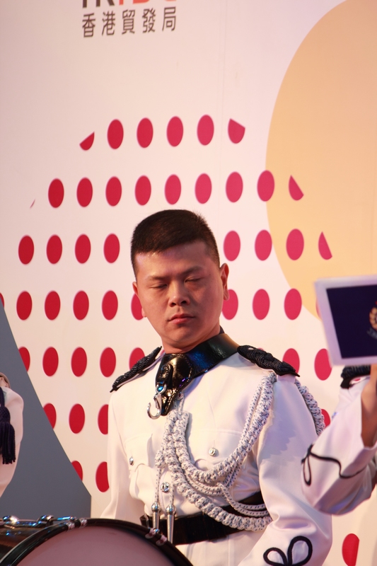 nEO_IMG_时尚购物周43.jpg