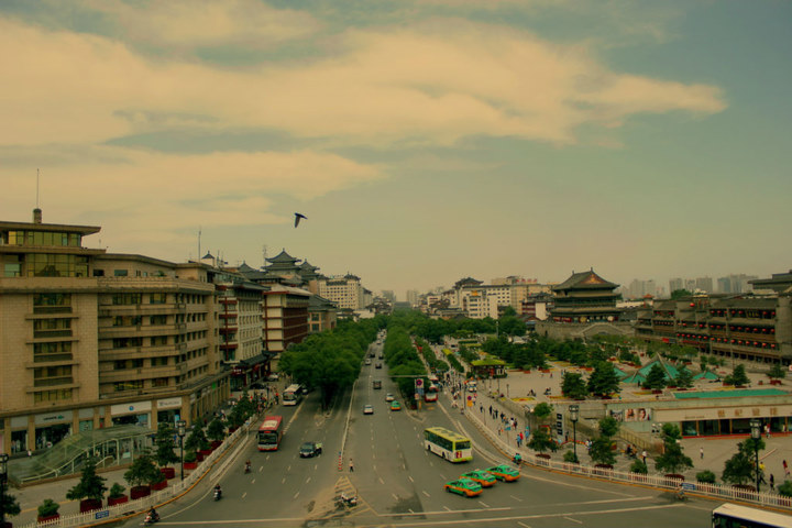 large_asiA_1b02000026d0125f.jpg