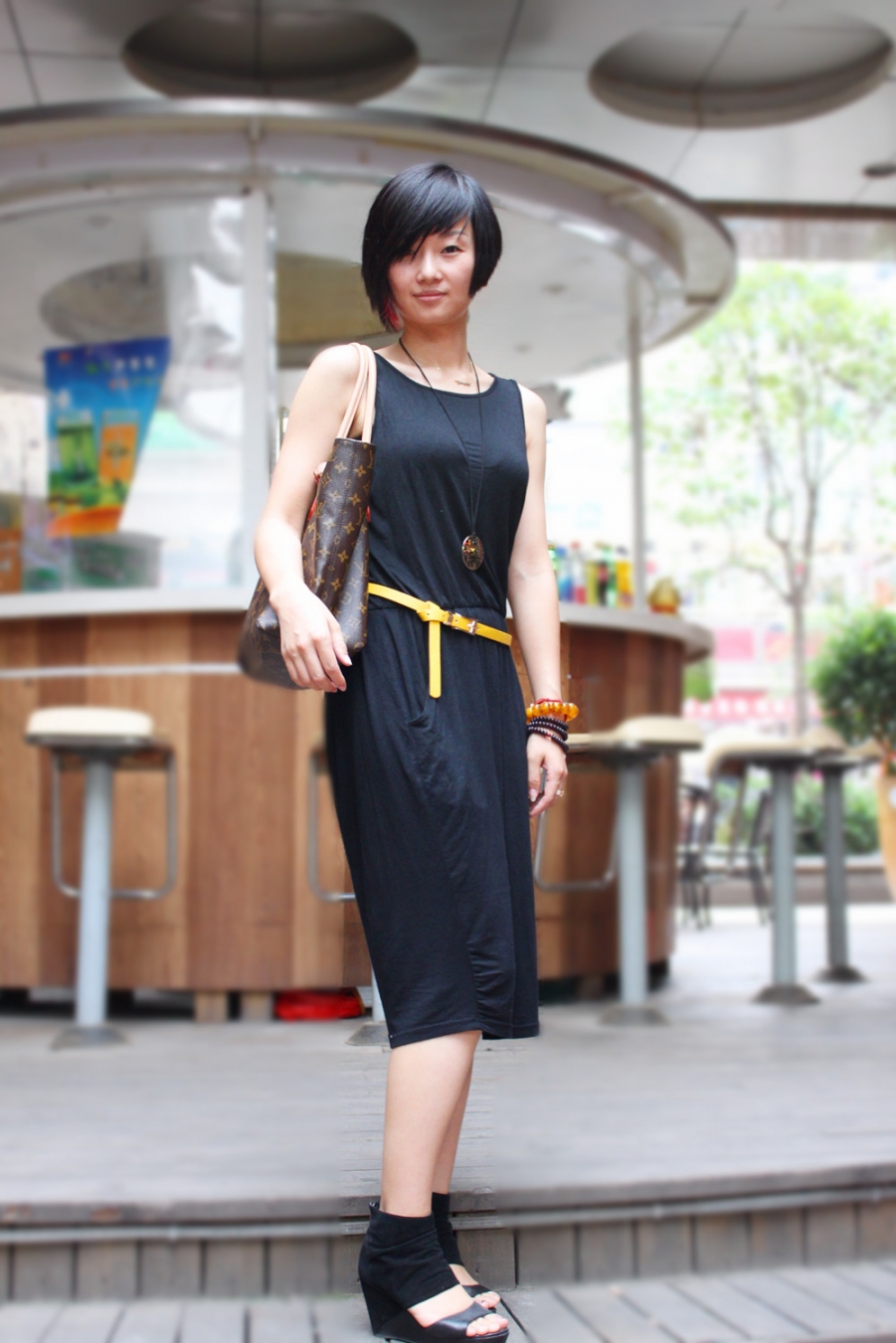 杨帆img_5941_副本.jpg