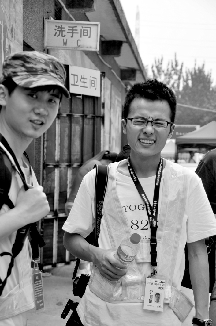 真热。。。。。。