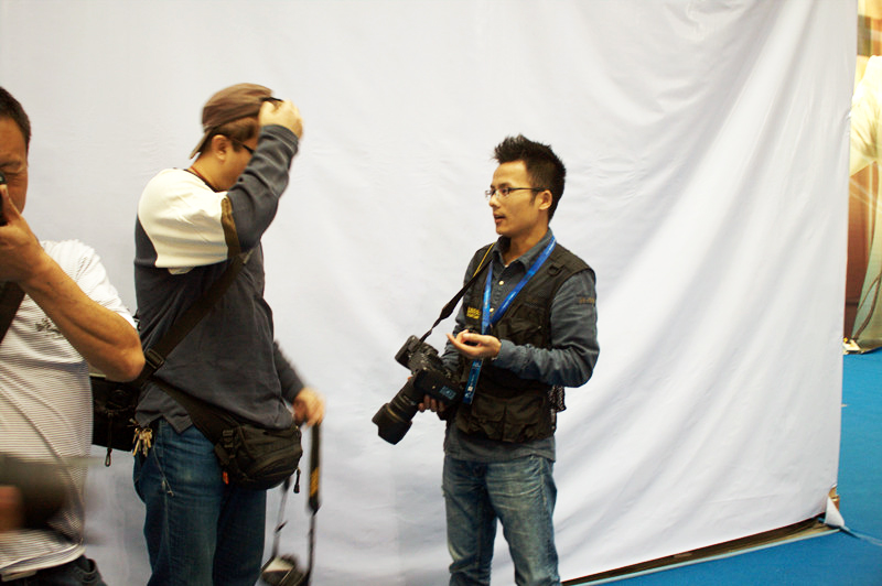 20121001车展_副本.jpg