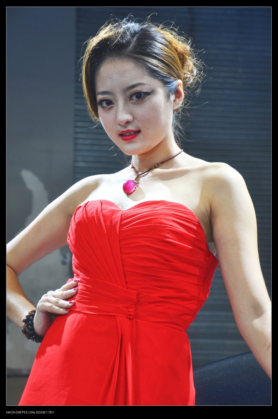 nEO_IMG_桌面照片 1477副本.jpg