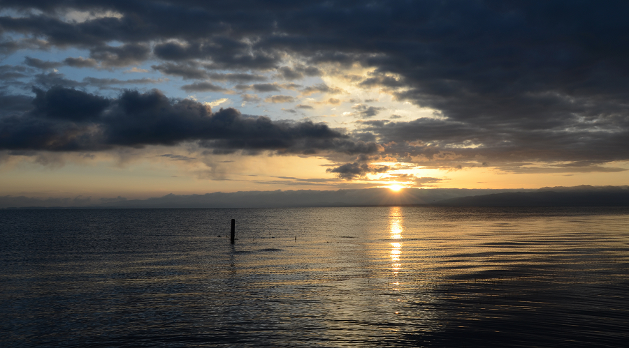 青海湖日出2.jpg