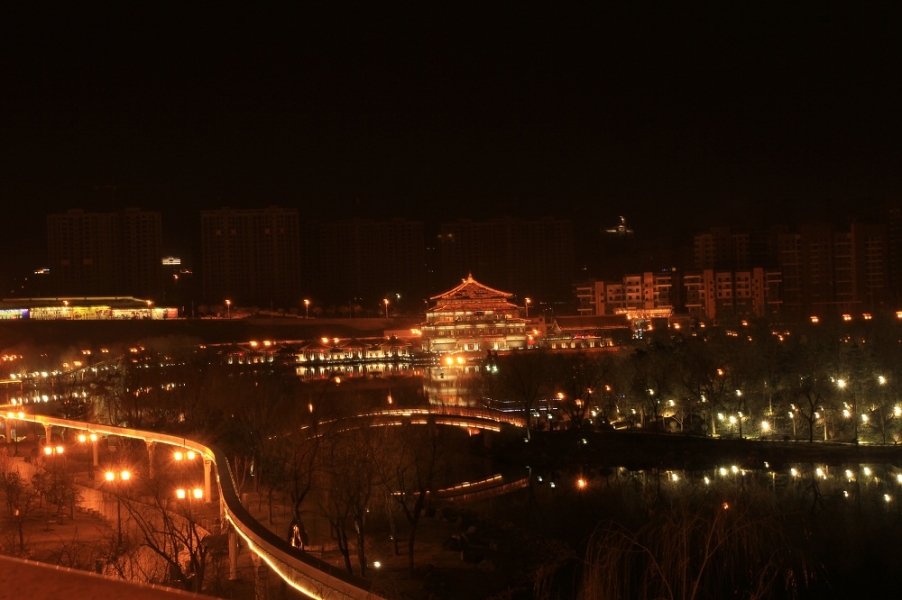 灯火曲江.jpg