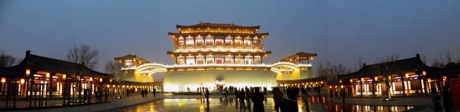 广场全景.jpg