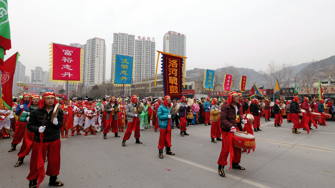 2013元宵延安社火大巡游1635L.50200L (82).jpg