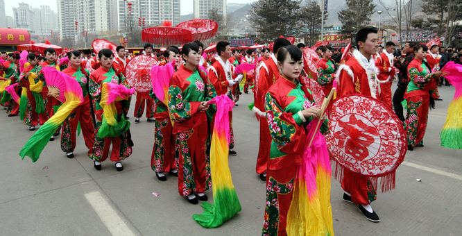 2013元宵延安社火大巡游1635L.50200L (83).jpg