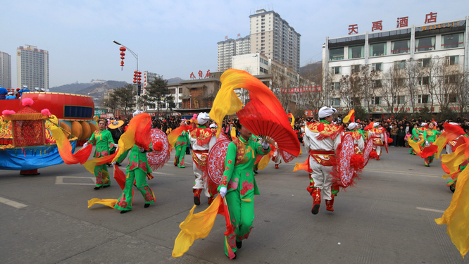 2013元宵延安社火大巡游1635L.50200L (104)_副本.jpg