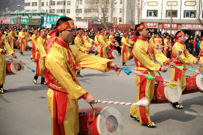 2013元宵延安社火大巡游1635L.50200L (132)_副本.jpg