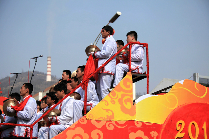 2013元宵延安社火大巡游1635L.50200L (136)_副本.jpg