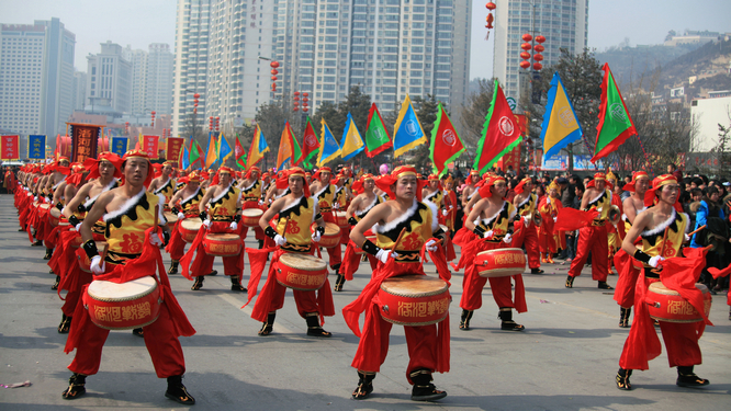 2013元宵延安社火大巡游1635L.50200L (153).jpg