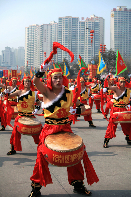 2013元宵延安社火大巡游1635L.50200L (155)_副本.jpg